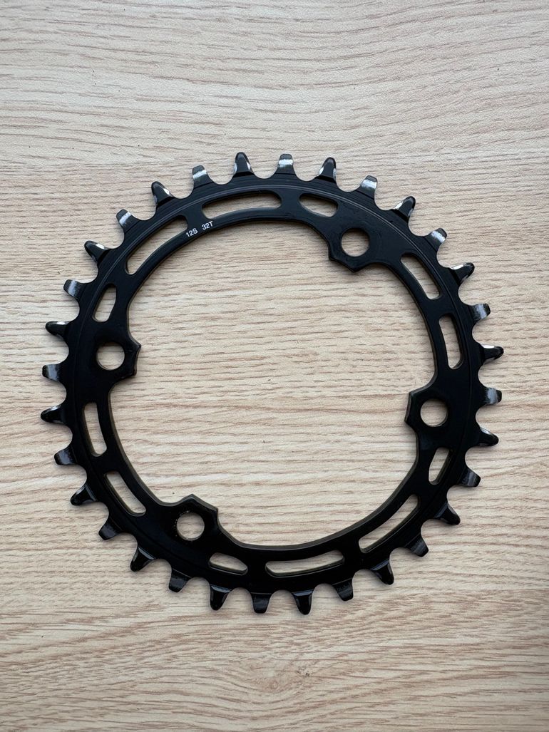 Used Shimano Chainring 32T 2025 bike — image 2 of 2