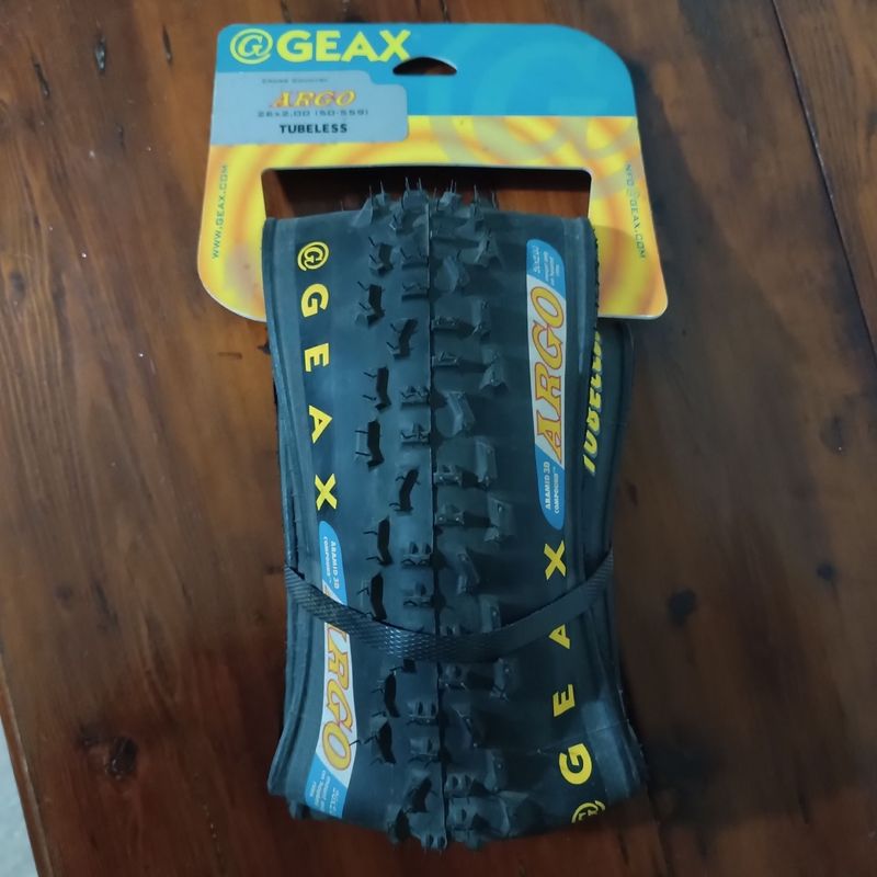 Used Geax copertone Argo Tubless 26x2.00 Tyres & Tubes