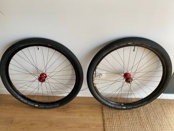 Hope, Ruedas de 29” cierre QR, bujes  II (Trials o SS), aros Mavic TN719