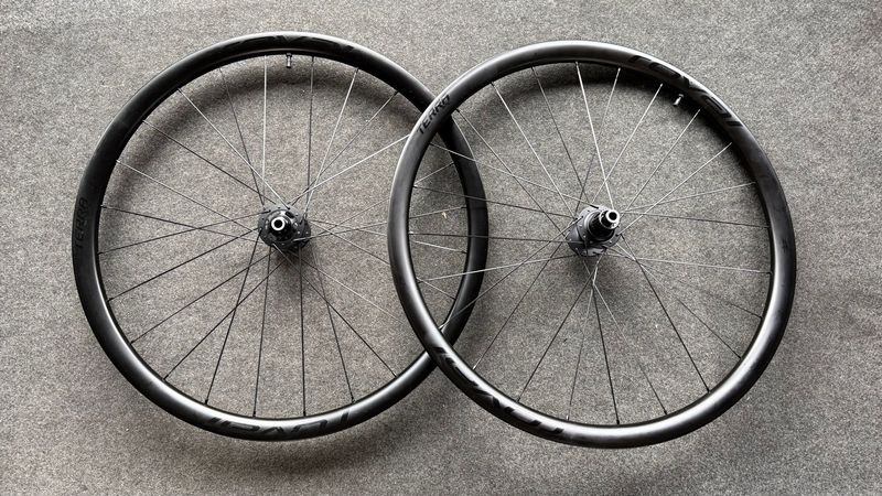 Used Chris King Roval terra custom wheelset 2023 Wheels