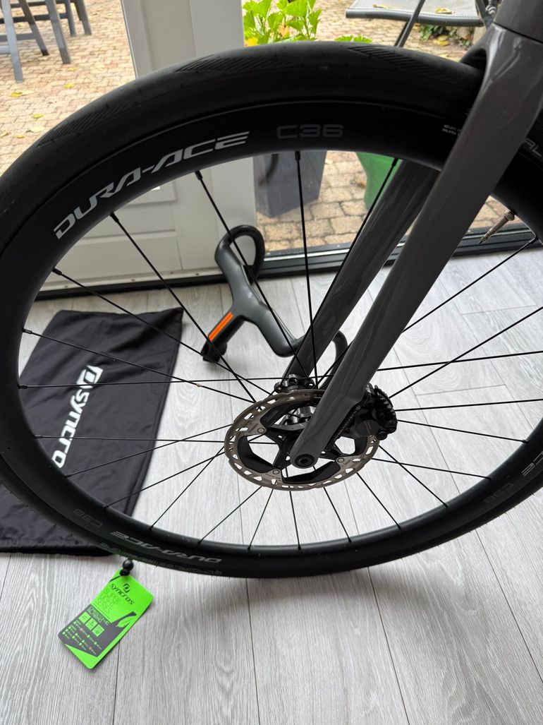 Used Shimano Dura Ace C36 Wielset bike — image 2 of 3