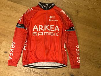 Used Bianchi Team ARKEA Veste Hiver Jacket bike — image 1 of 3