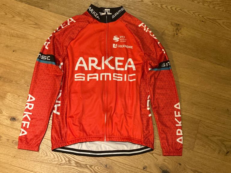 Used Bianchi Team ARKEA Veste Hiver Jacket bike — image 1 of 3