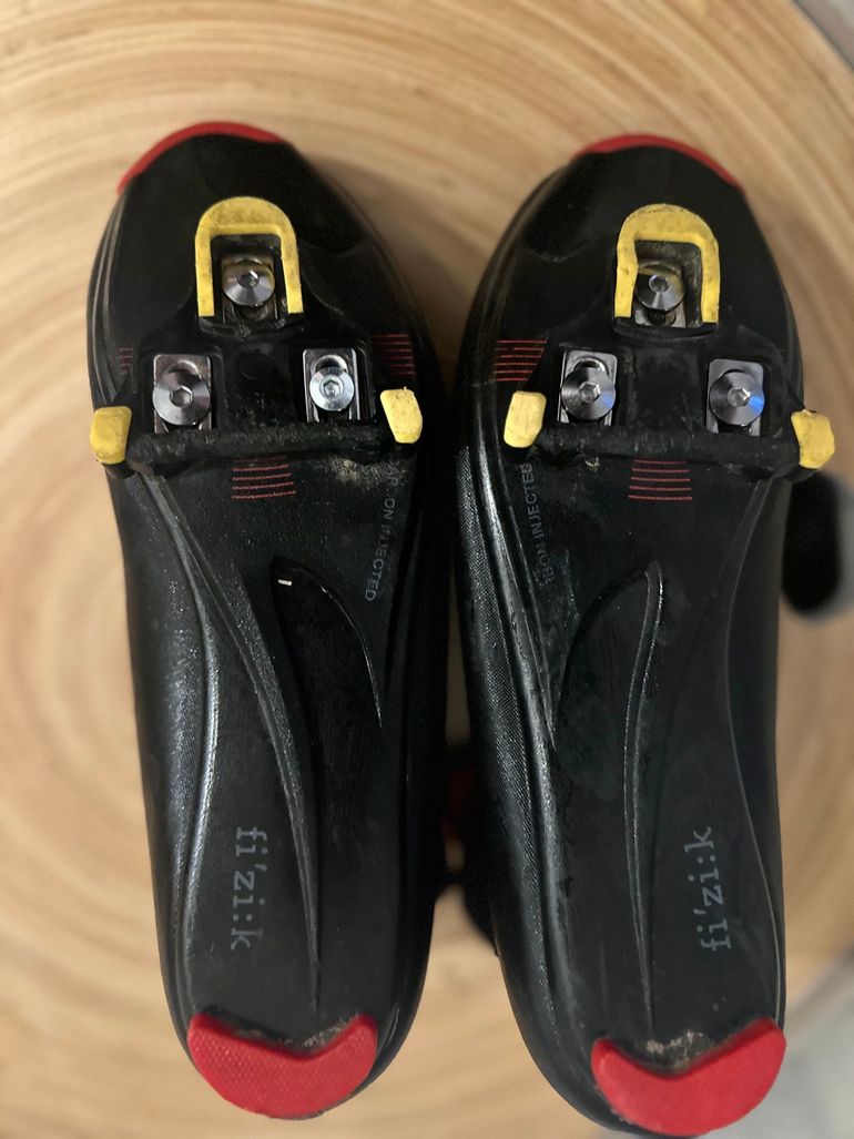 Used Fizik Artica R5 bike — image 1 of 6