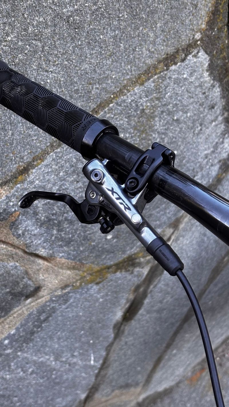 Used Shimano XTR M9120 2024 Brakes