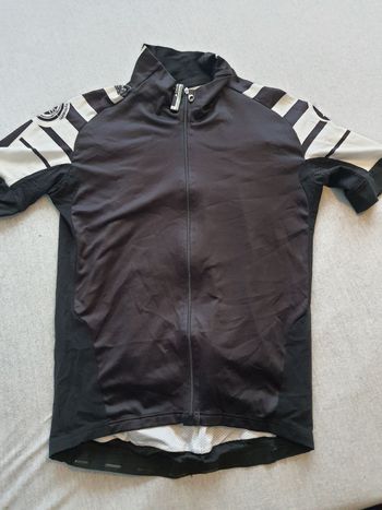 Assos, Trikot XL