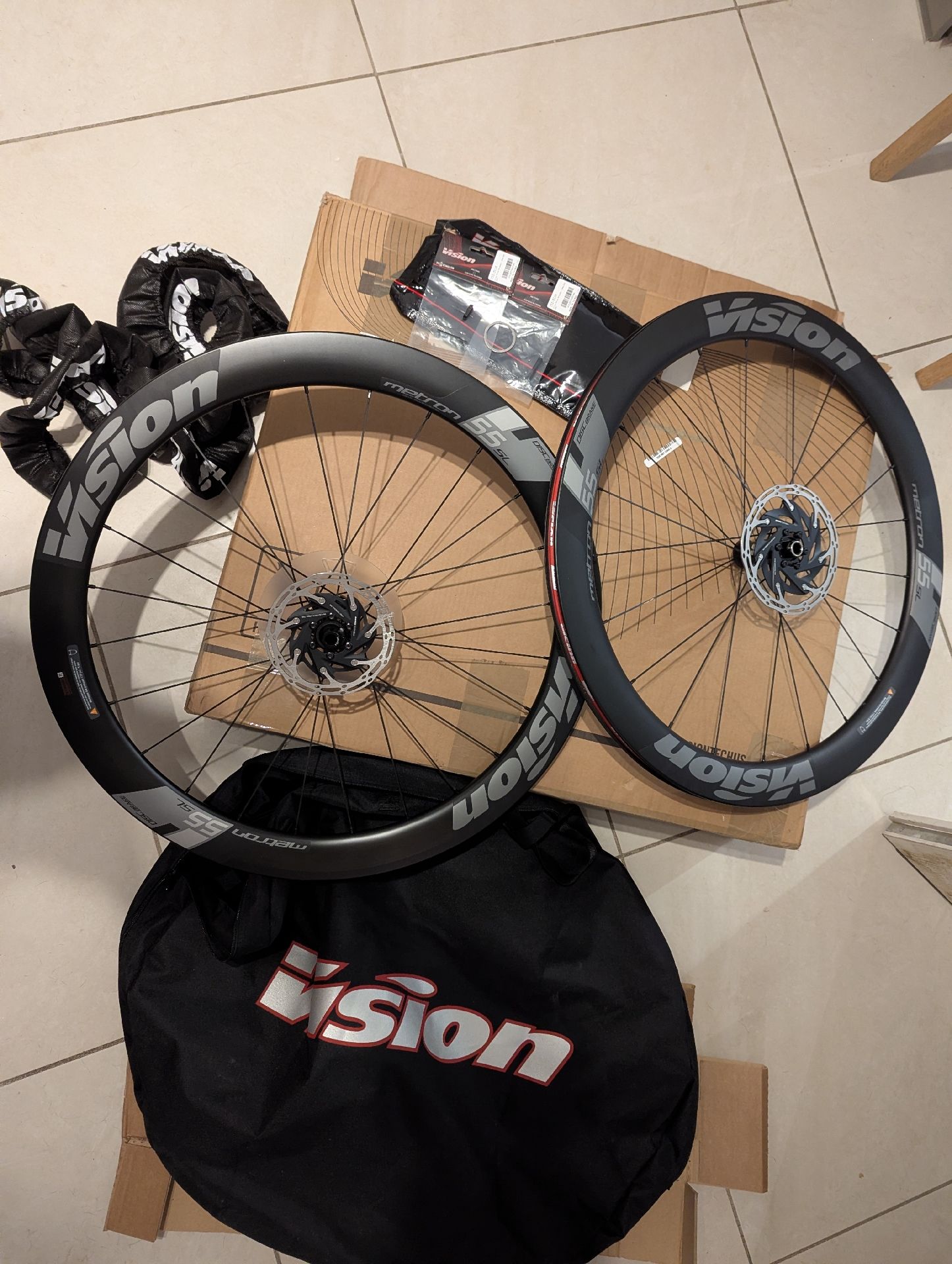 Vision Paire de roues à pneu Metron 55 SL disque neuve 2018