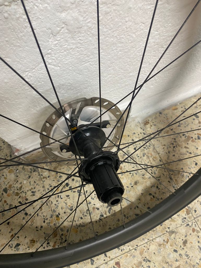 Used Roval Cl 50 disc 2021 bike — image 4 of 9