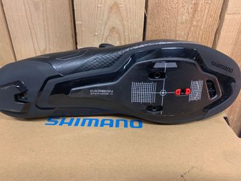 Used Shimano sh-rc702 black 44 2025 bike — image 2 of 3