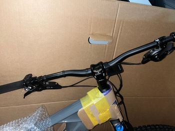 Used Sram DB8 Hydraulic Disc Brakes 2025 bike — image 5 of 8