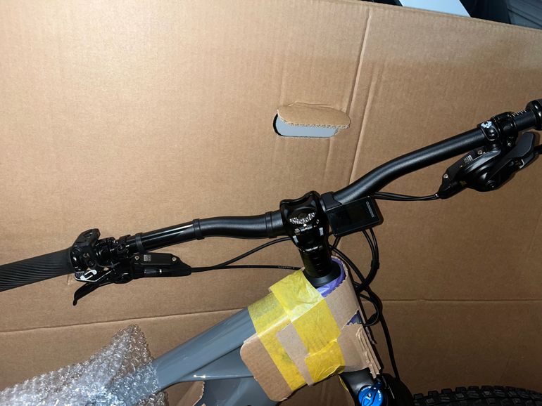 Used Sram DB8 Hydraulic Disc Brakes 2025 bike — image 5 of 8