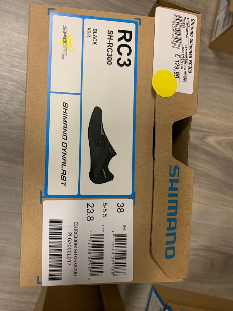 Used Shimano RC3 black 38 2025 bike — image 3 of 3
