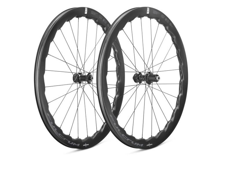 Używany Fulcrum Soniq 42 Carbon Wheelset 2025 Wheels
