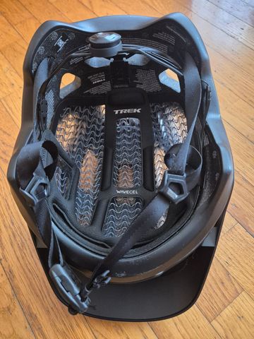 Gebrauchtes Trek Rally WaveCel MTB Helmet 2024 bike — Bild 5 von 7