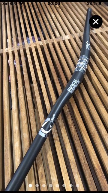 Použité Race Face Manillares Sixc Carbono Nuevos 2025 Cockpit
