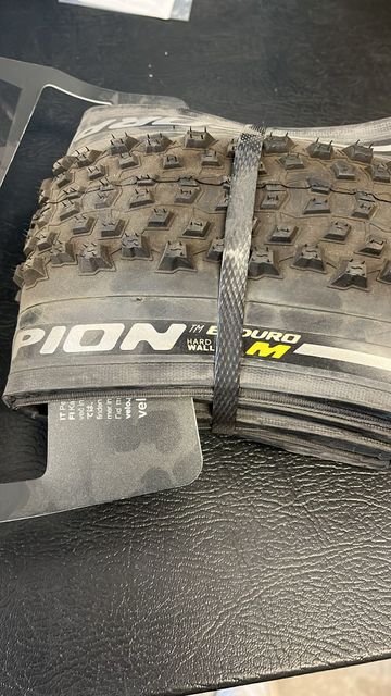 Pirelli Scorpion Enduro M 2024 bike usato — immagine 3 di 3
