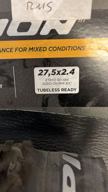 Pirelli Scorpion Enduro M 2024 bike usato — immagine 2 di 3