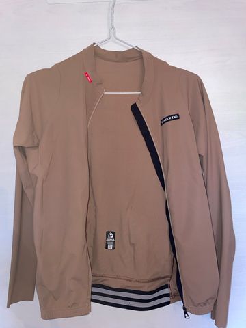 Použité A2B MAILLOT ETXEONDO 2025 bike — obrázek 6 z 6