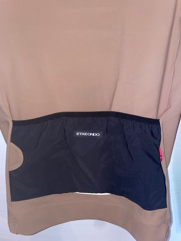 Použité A2B MAILLOT ETXEONDO 2025 bike — obrázek 4 z 6