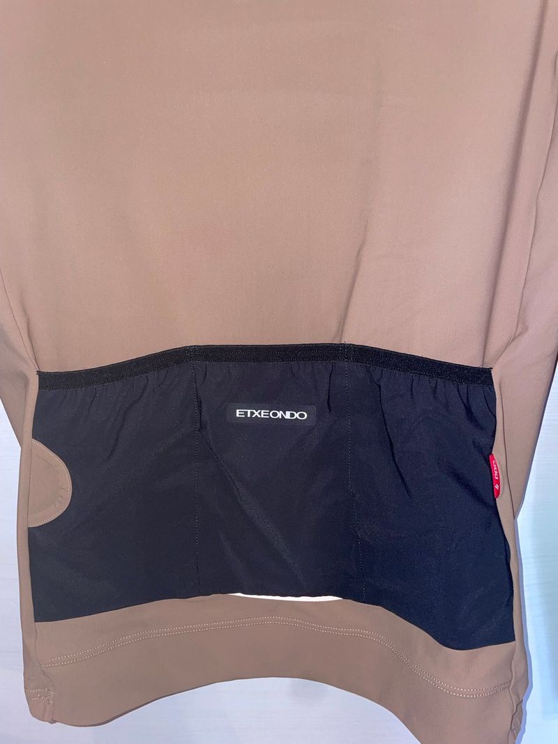 Použité A2B MAILLOT ETXEONDO 2025 bike — obrázek 4 z 6