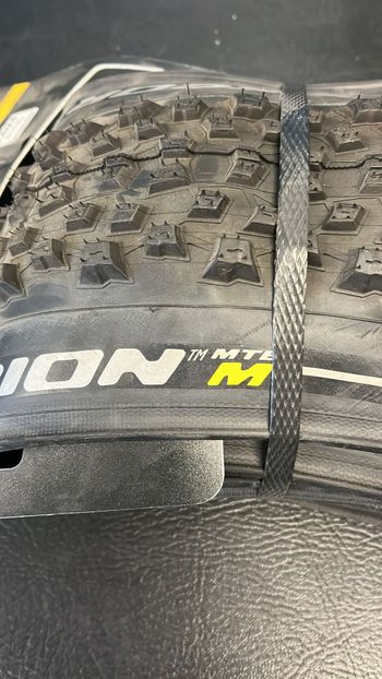 Used Pirelli Scorpion Enduro M bike — image 3 of 3