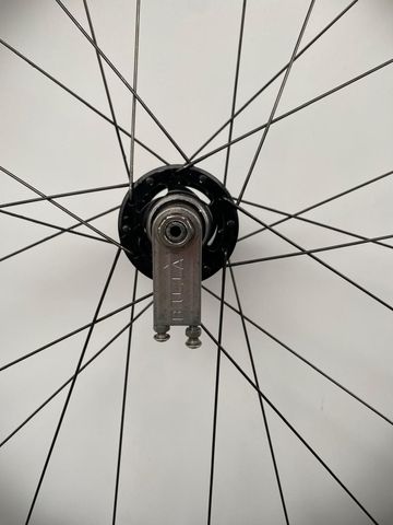 Used — Track Wheelset Clincher bike — image 9 of 10