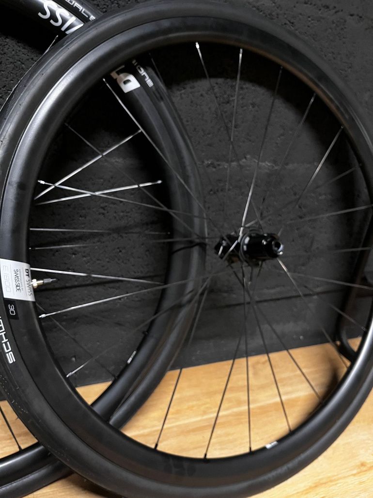 Used Dt Swiss E1800 2025 bike — image 3 of 3