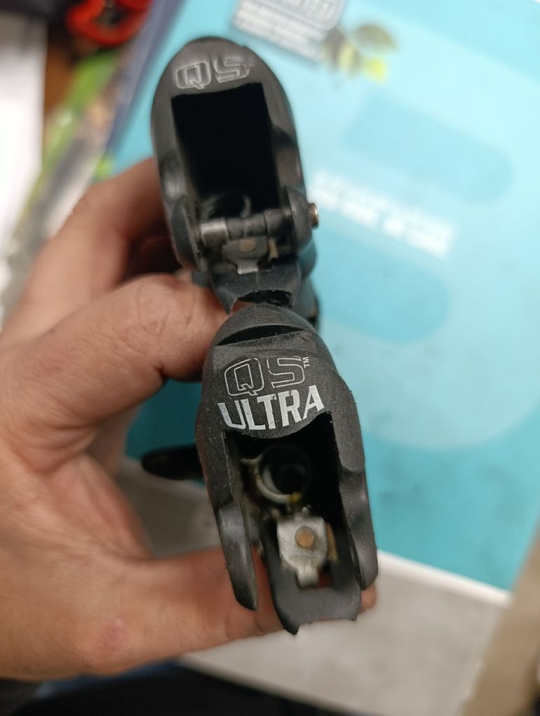 Used Campagnolo 2 ergopower left 2008 bike — image 2 of 3