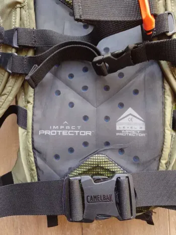 Used Camelbak T.O.R.O. Protector 8 Hydration Pack with spine protector CE2 bike — image 5 of 6