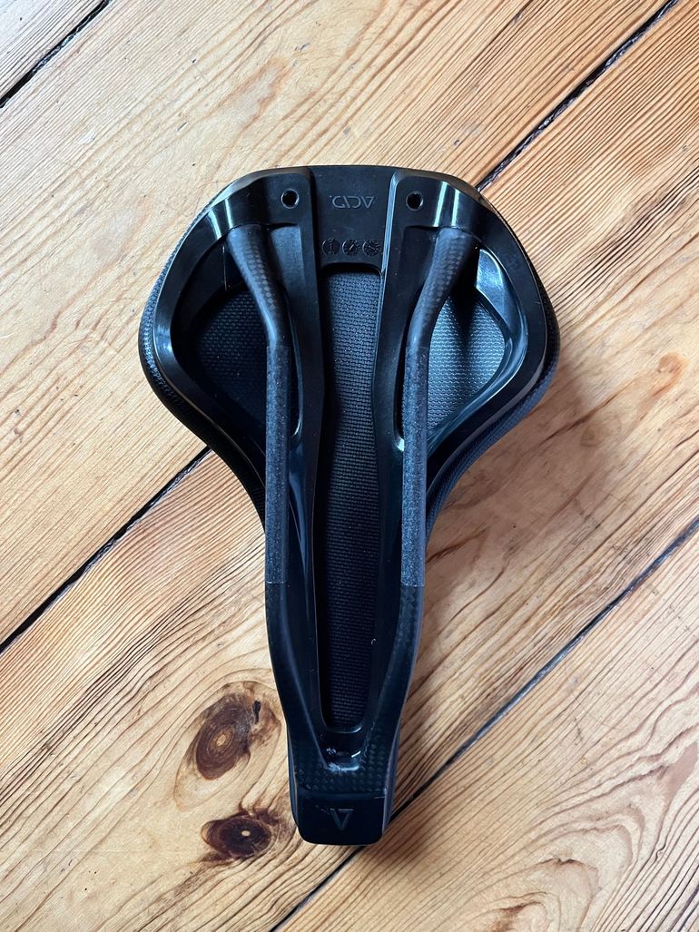 Used Cube ACID Nuance SLT X Carbon 2025 bike — image 3 of 6