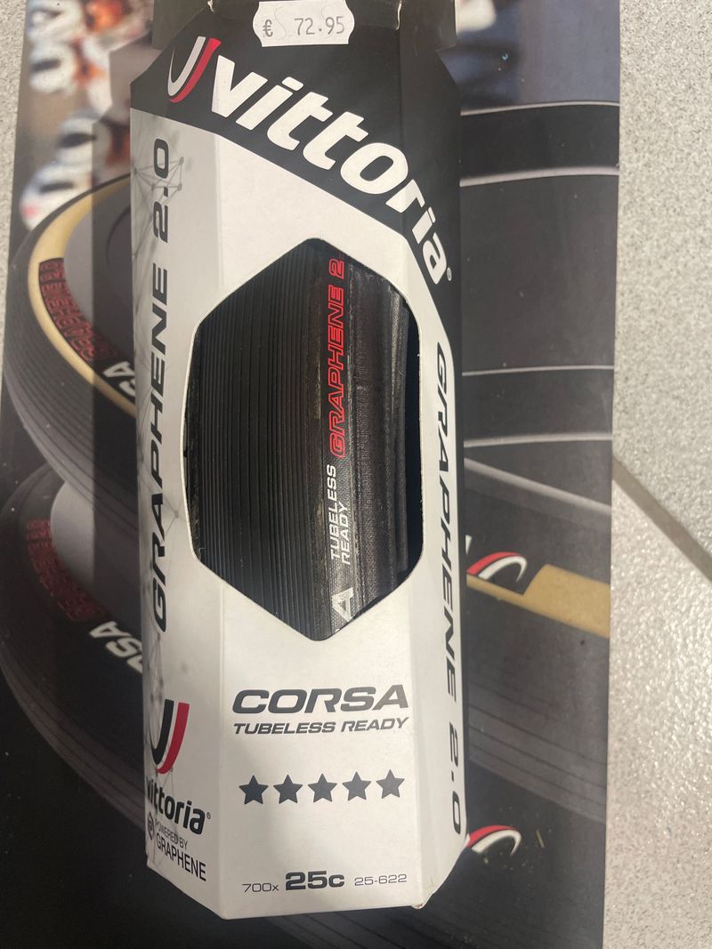 Vittoria Corsa Tlr 2025 Tyres & Tubes d'occasion