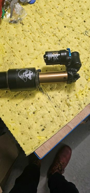 Używany Fox kashima factory 2024 X2 2024 Rear Suspension