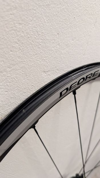 Used Shimano Front Wheel  XT 26" Quick Release 2015 bike — image 3 of 6