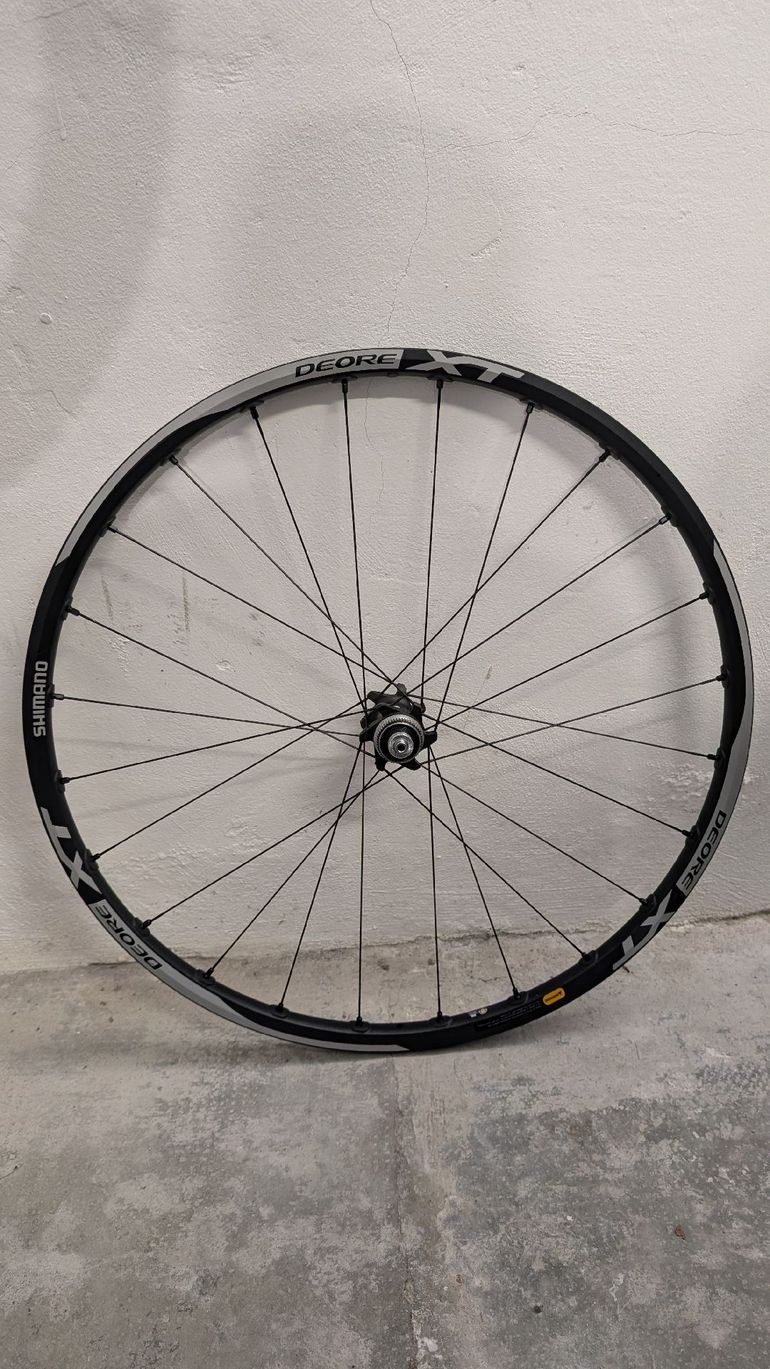 Used Shimano Front Wheel  XT 26" Quick Release 2015 bike — image 1 of 6