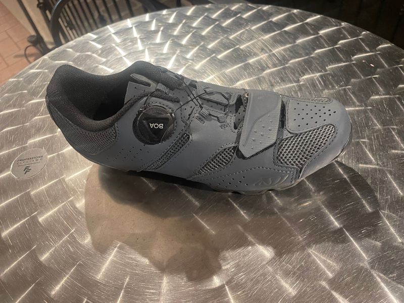 Giro Clinder 2 n 39 2023 Cycling Shoes d'occasion