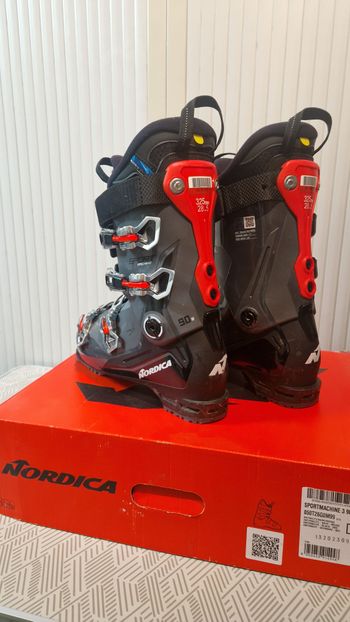 Used Nordica Ski Boots 2024 bike — image 1 of 3