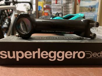 Deda, attacco manubrio  Superleggero