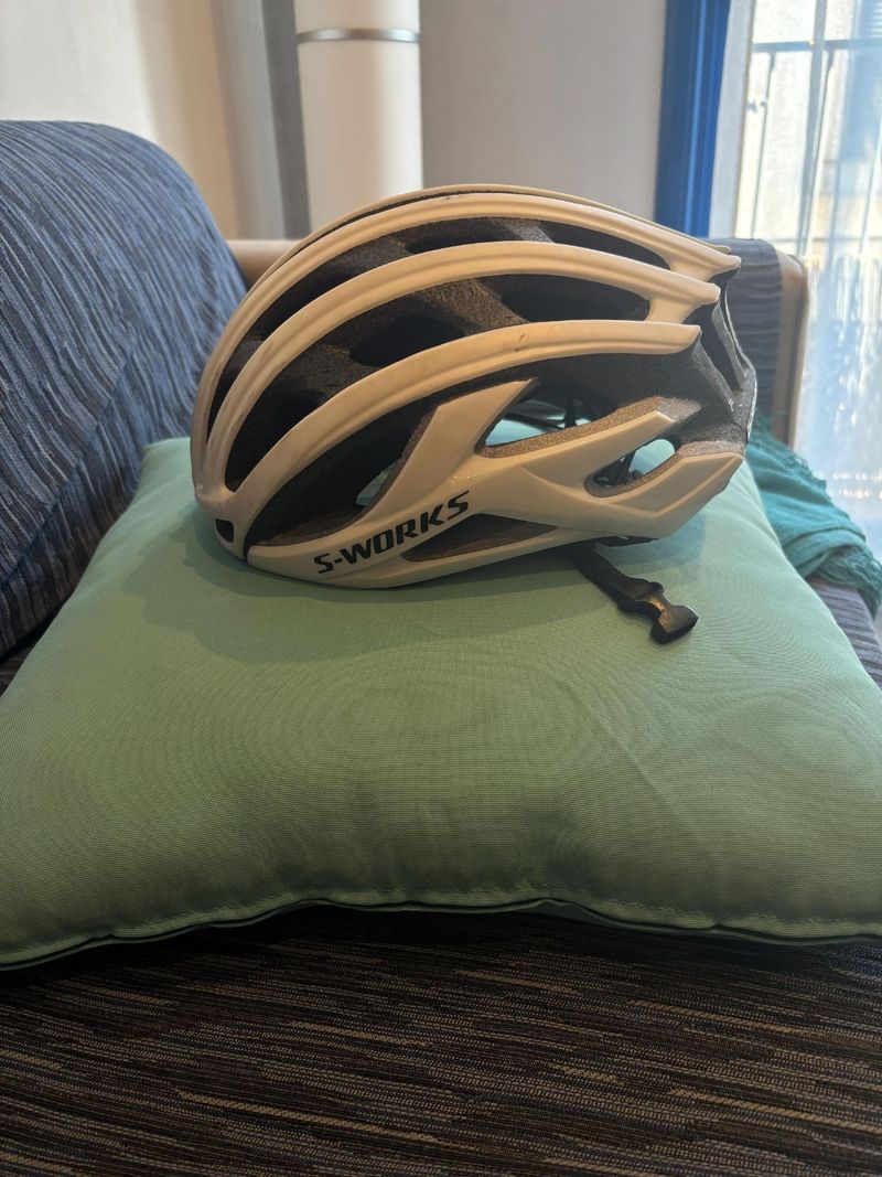 Tweedehands Specialized Prevail II 2022 bike — afbeelding 1 van 8