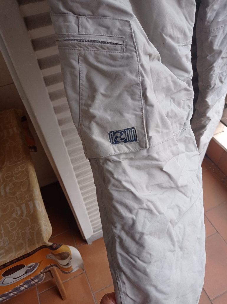 Used Burton RONIN Snowboard Pants 2019 bike — image 5 of 6