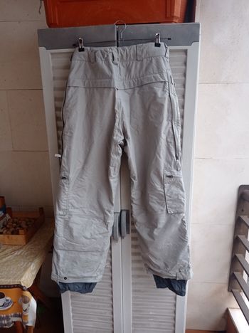 Used Burton RONIN Snowboard Pants 2019 bike — image 2 of 6