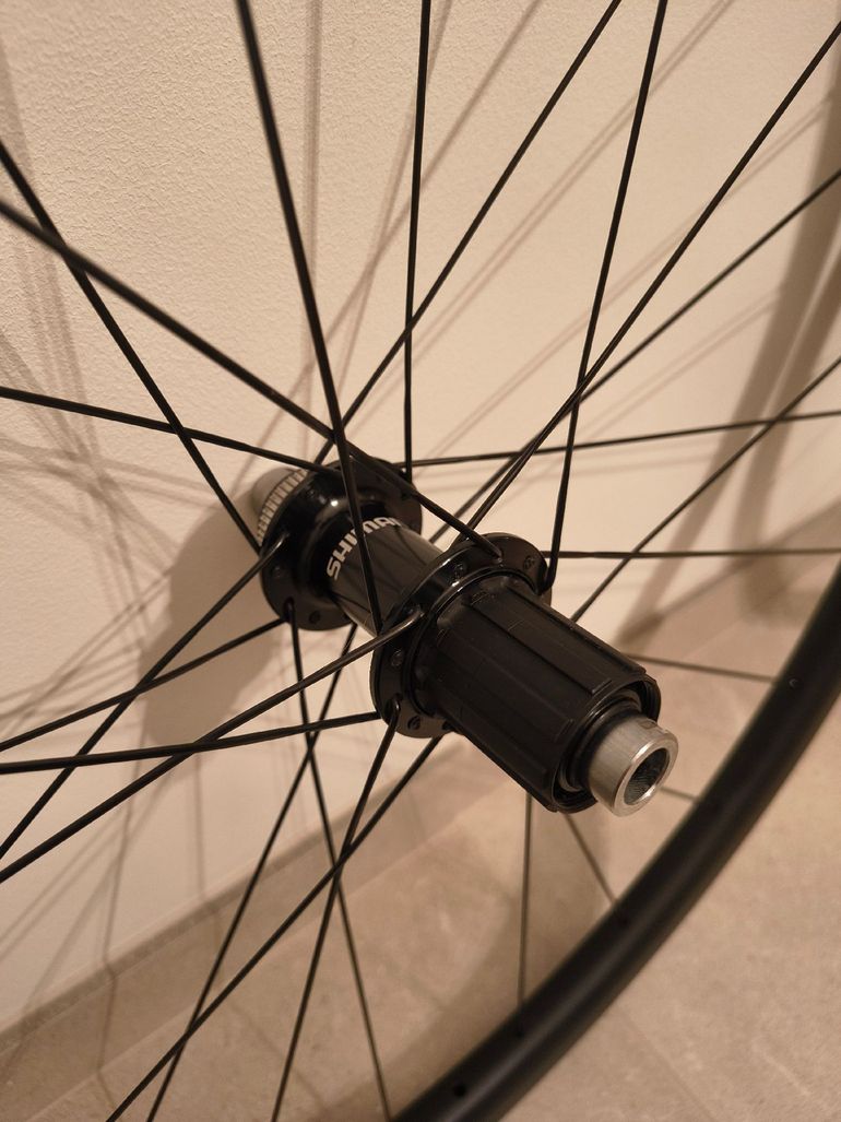 Used Shimano shimano rs710 c32 wielset 2025 bike — image 11 of 11