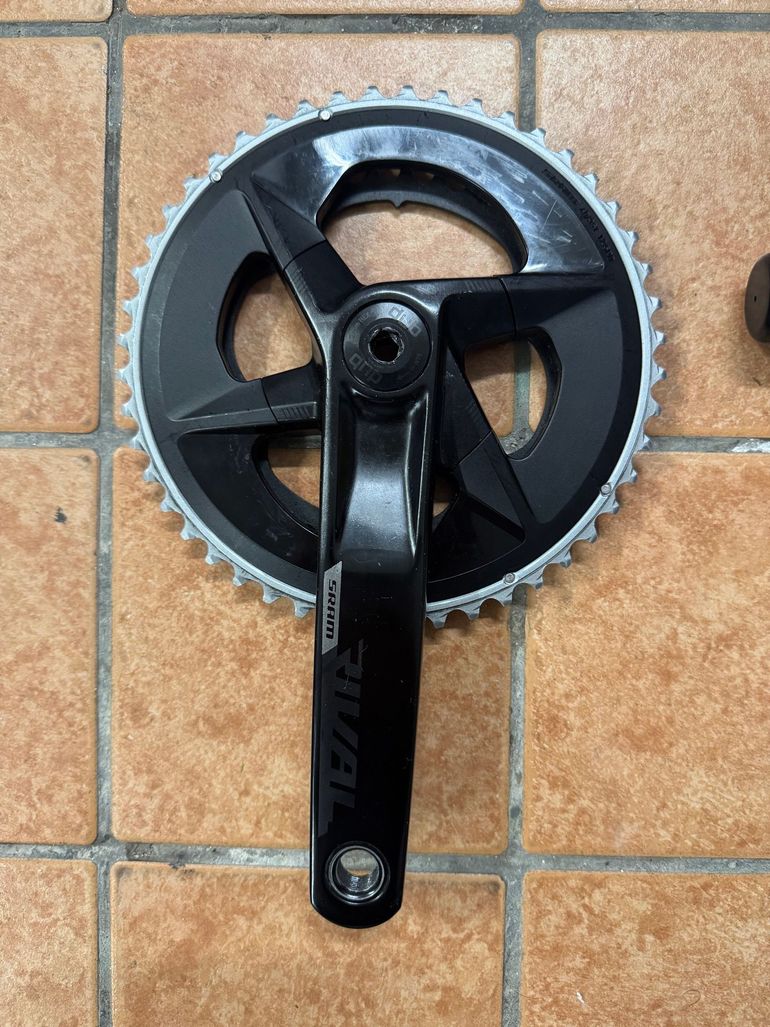 Used Sram guarnitura  Rival 48-35 pedivelle 172,5 2024 bike — image 2 of 4