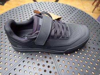 Fox, Union Black Shoes