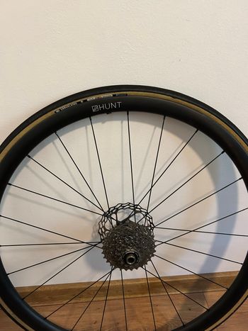 Used Hunt HUNT 30 Carbon Disc Wheelset bike — image 1 of 8