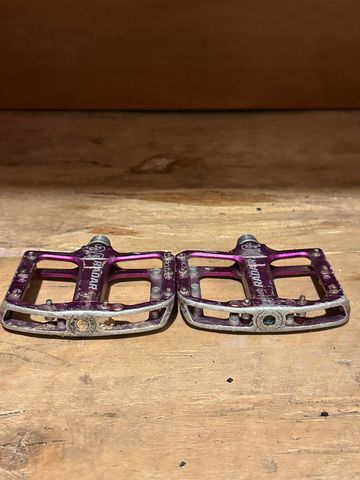 Używany Chromag Radar junior pedap 2021 Drivetrain & Pedals