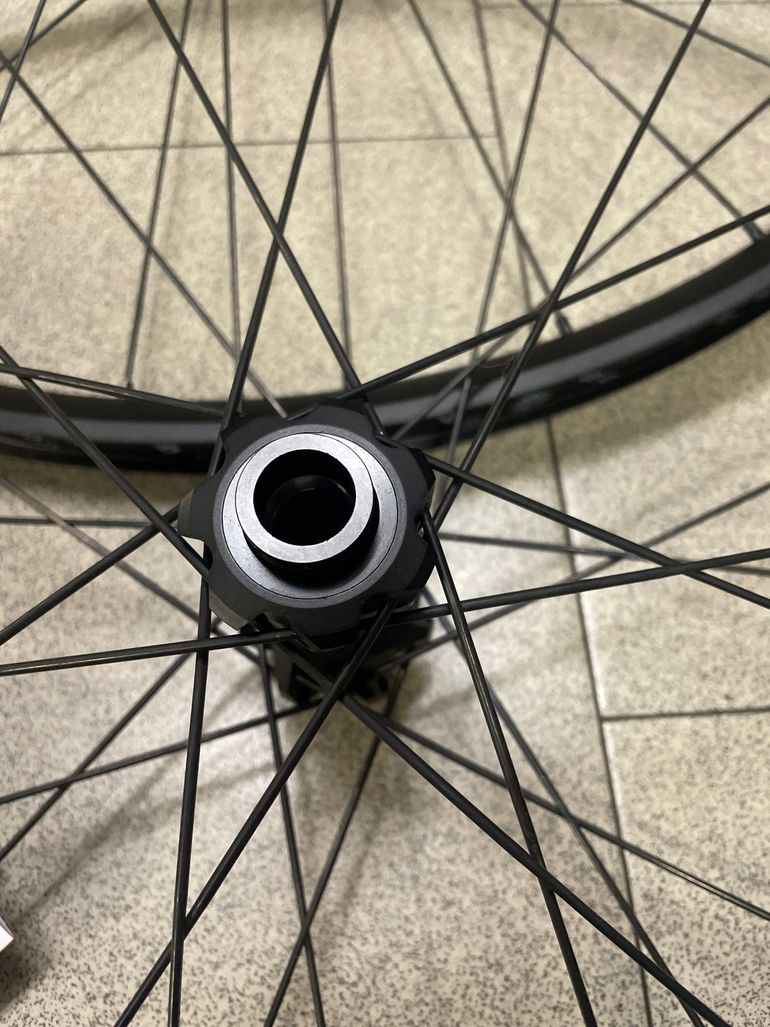Used Dt Swiss xr1700 2025 bike — image 3 of 3