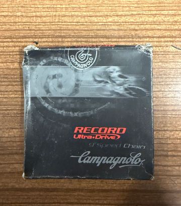Campagnolo Chain Record 9sp Drivetrain & Pedals usato