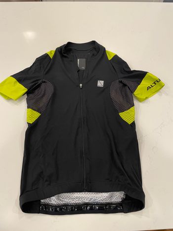 Altura, Podium Short Sleeved Cycling Jersey- Mens Size S
