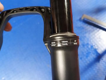 Used RockShox SID SL 2P 29" 100mm Fork 2025 bike — image 4 of 6