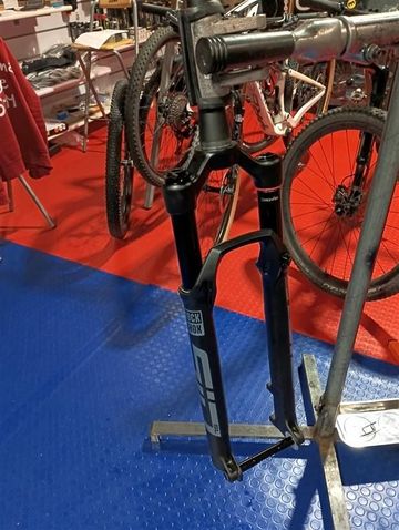 RockShox SID SL 2P 29" 100mm Fork 2025 Fork de segunda mano